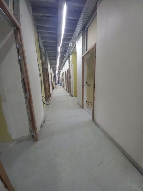 Bâtiment B étage 1 couloir